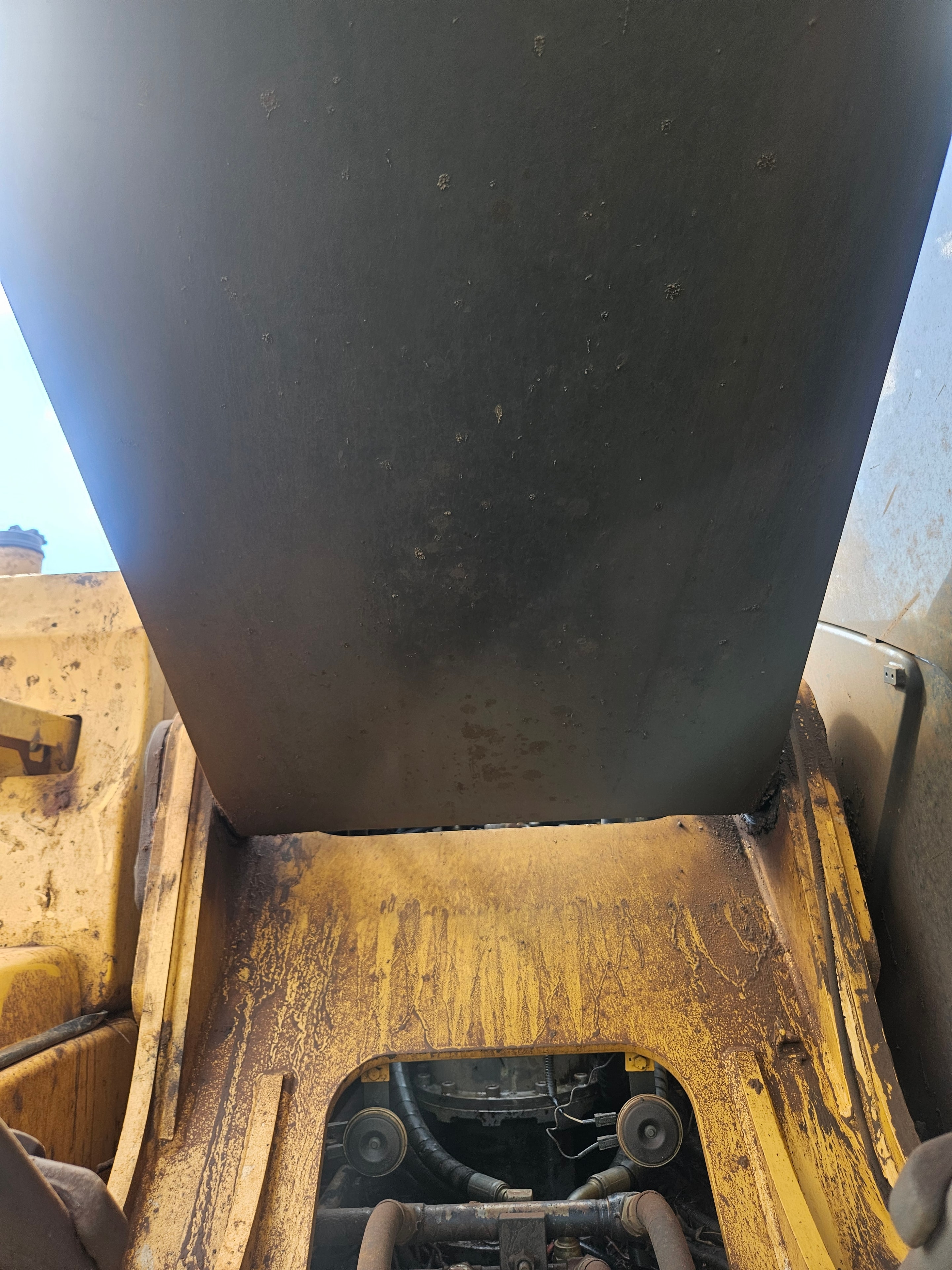 Dump Truck Bed — Before Detail