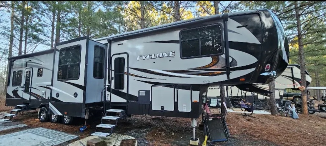 Heartland Cyclone — After Detail